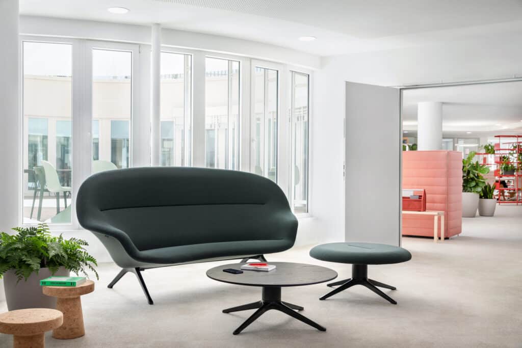 Abalon Sofa von vitra für neue Bürokonzepte